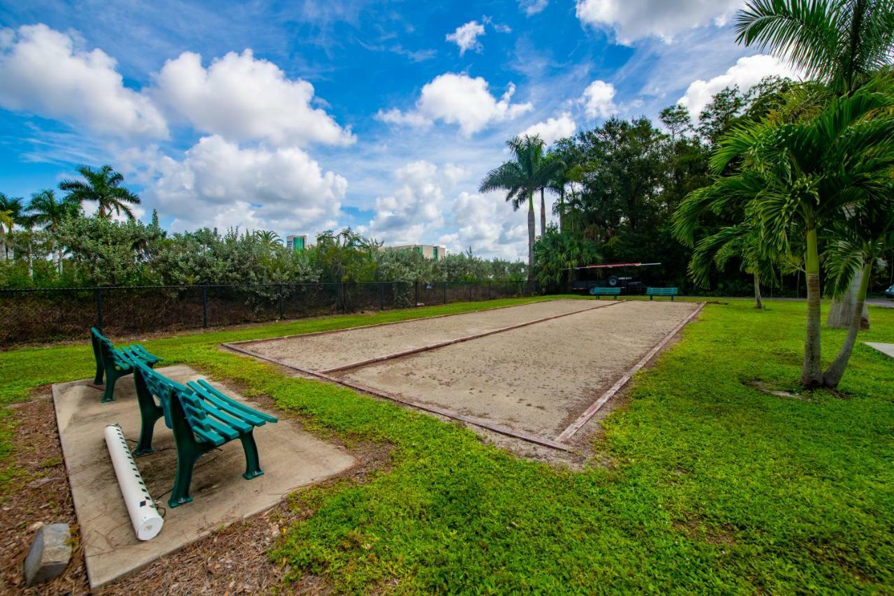 Naples Rv Resort Naples Manor Eksteriør bilde