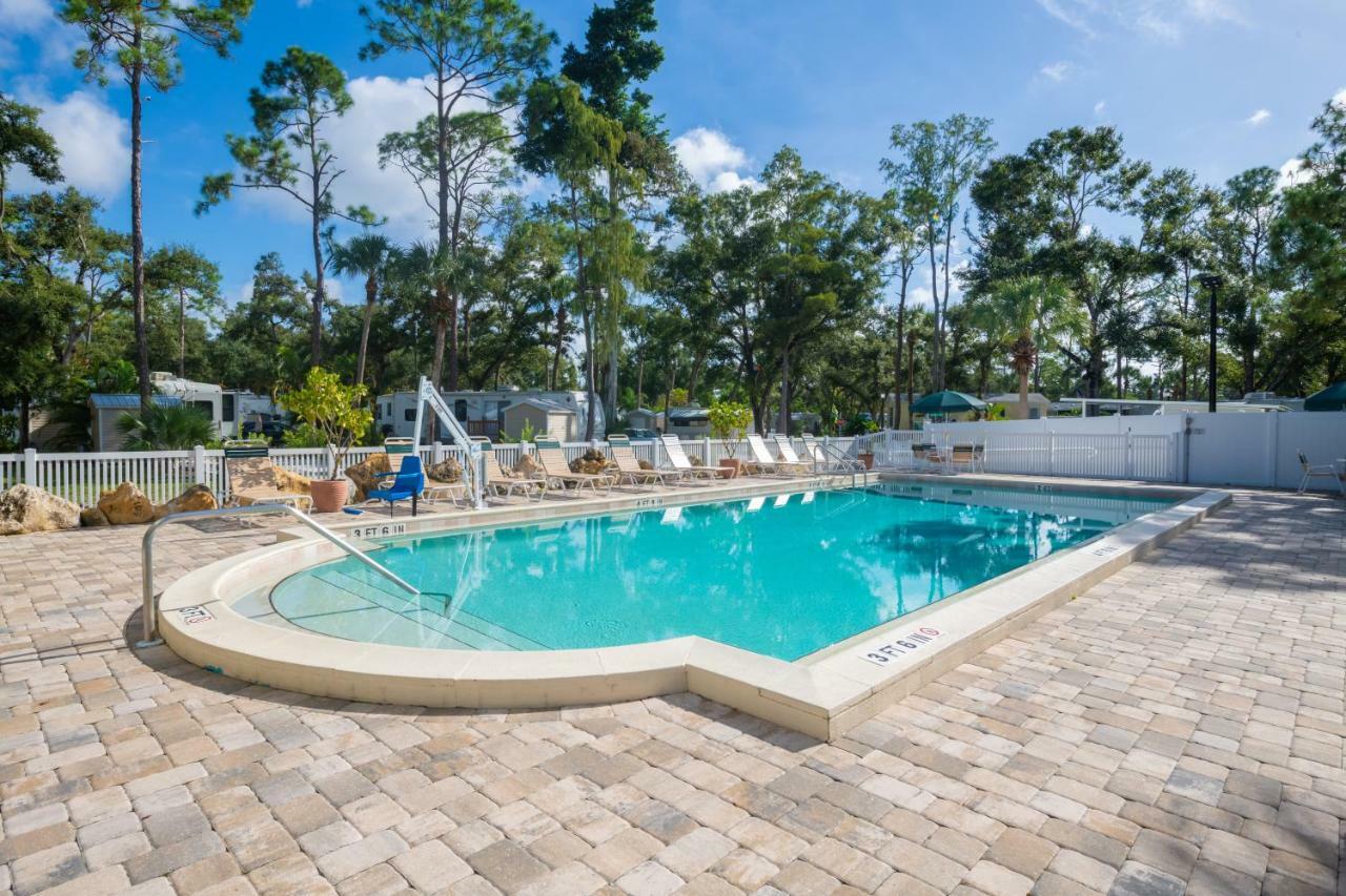 Naples Rv Resort Naples Manor Eksteriør bilde